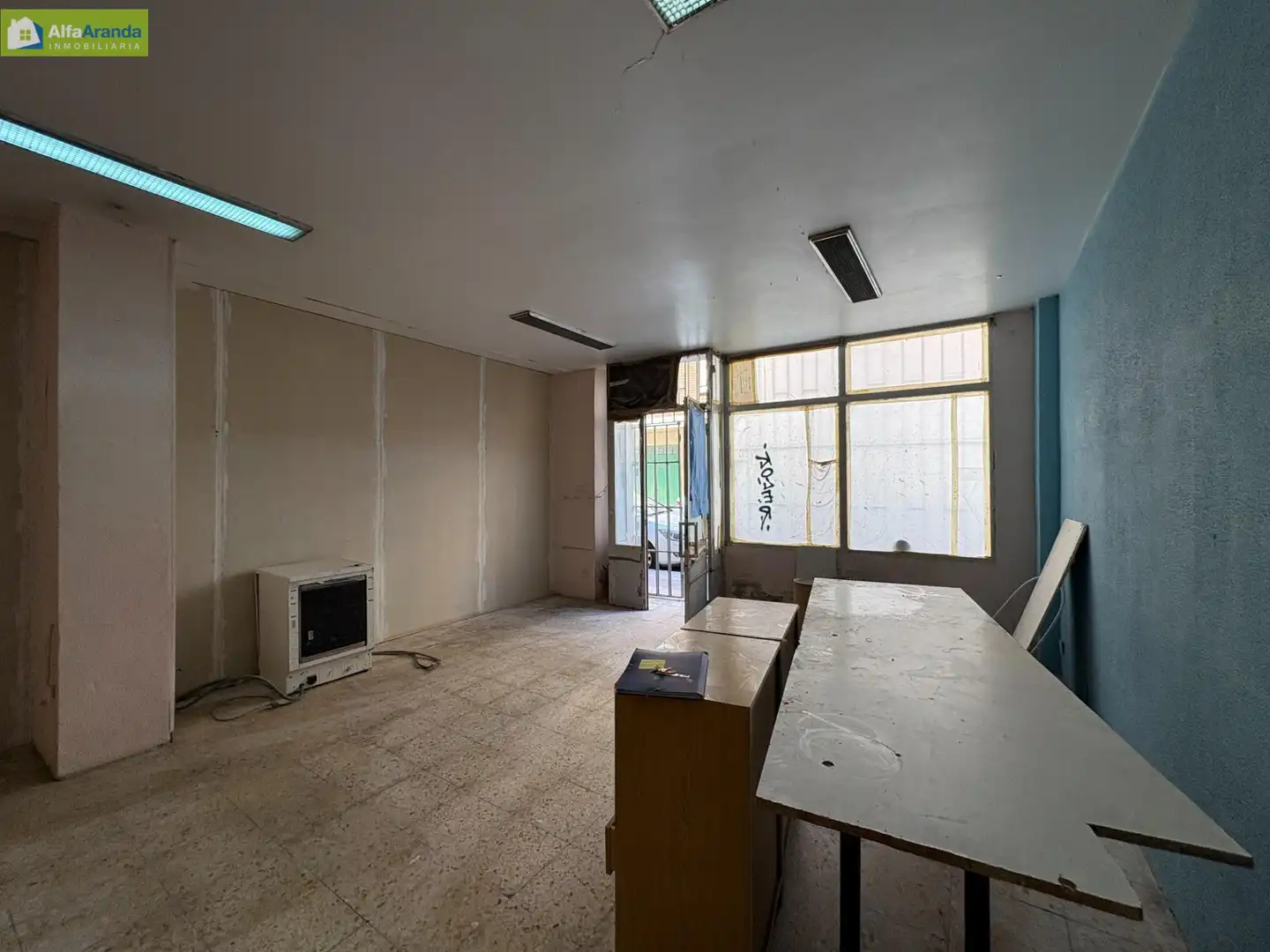 Business premises for sale in Calle de Fernán González 28, imagen 9