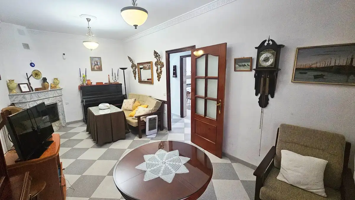 Casa in vendita a Calle Tres de Agosto 16
