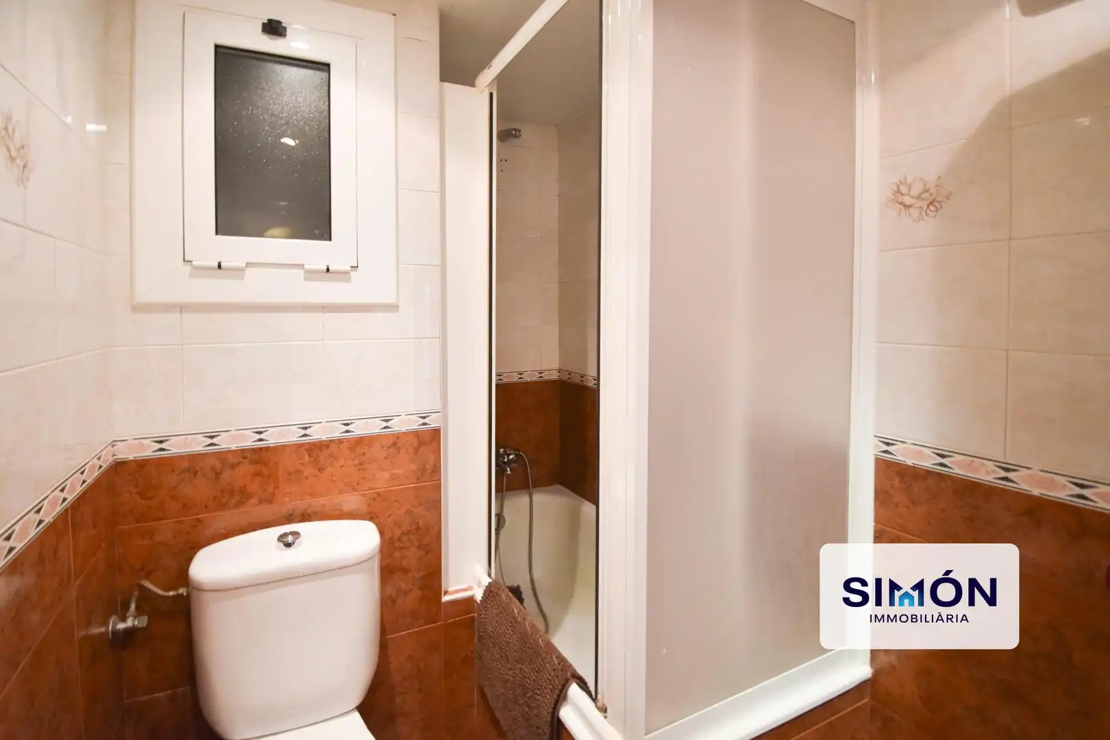 Bathroom of Flat for sale in Manresa
