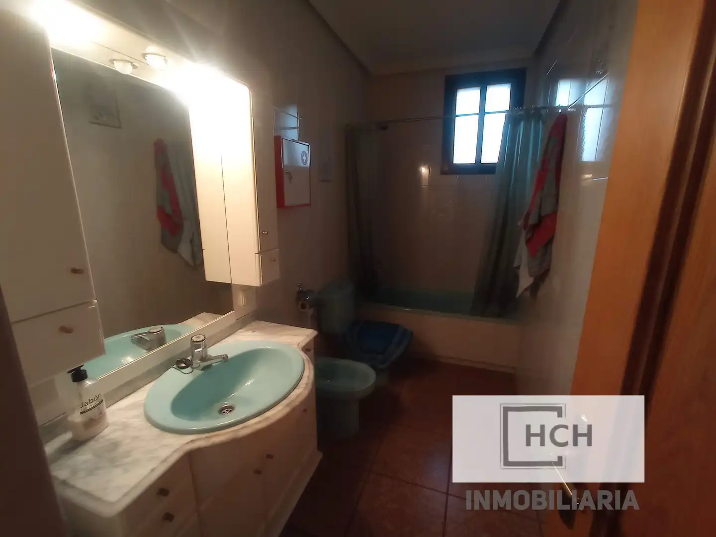 Baño de Casa o chalet en venta en La Puebla de Montalbán con Calefacción, Jardín privado y Terraza