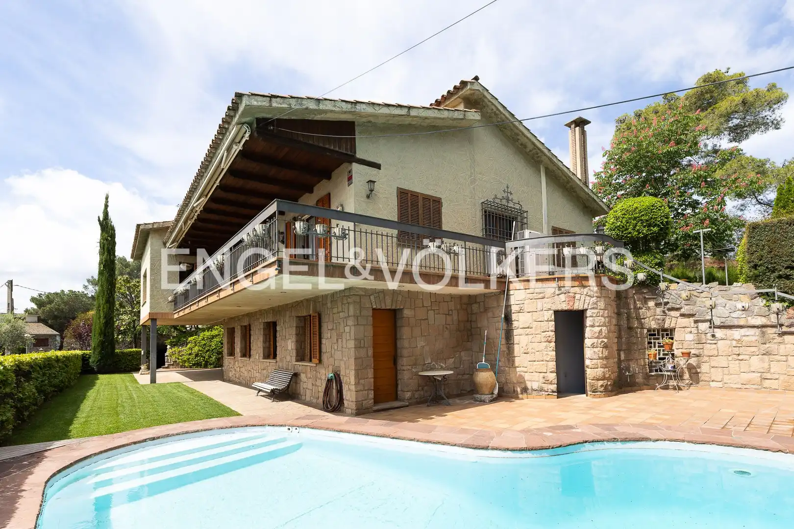 Vista exterior de Casa o chalet en venta en Sant Feliu de Codines con Aire acondicionado, Calefacción y Jardín privado