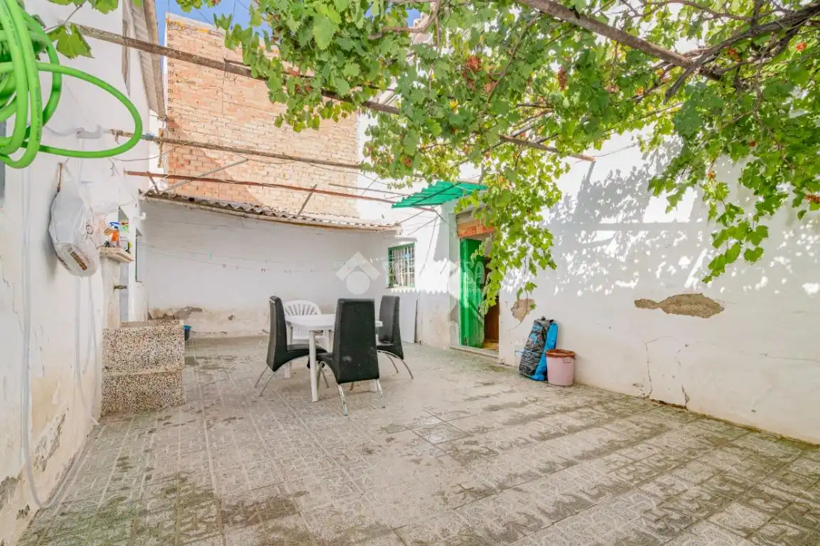 Terrace of Houses for sale in Loja