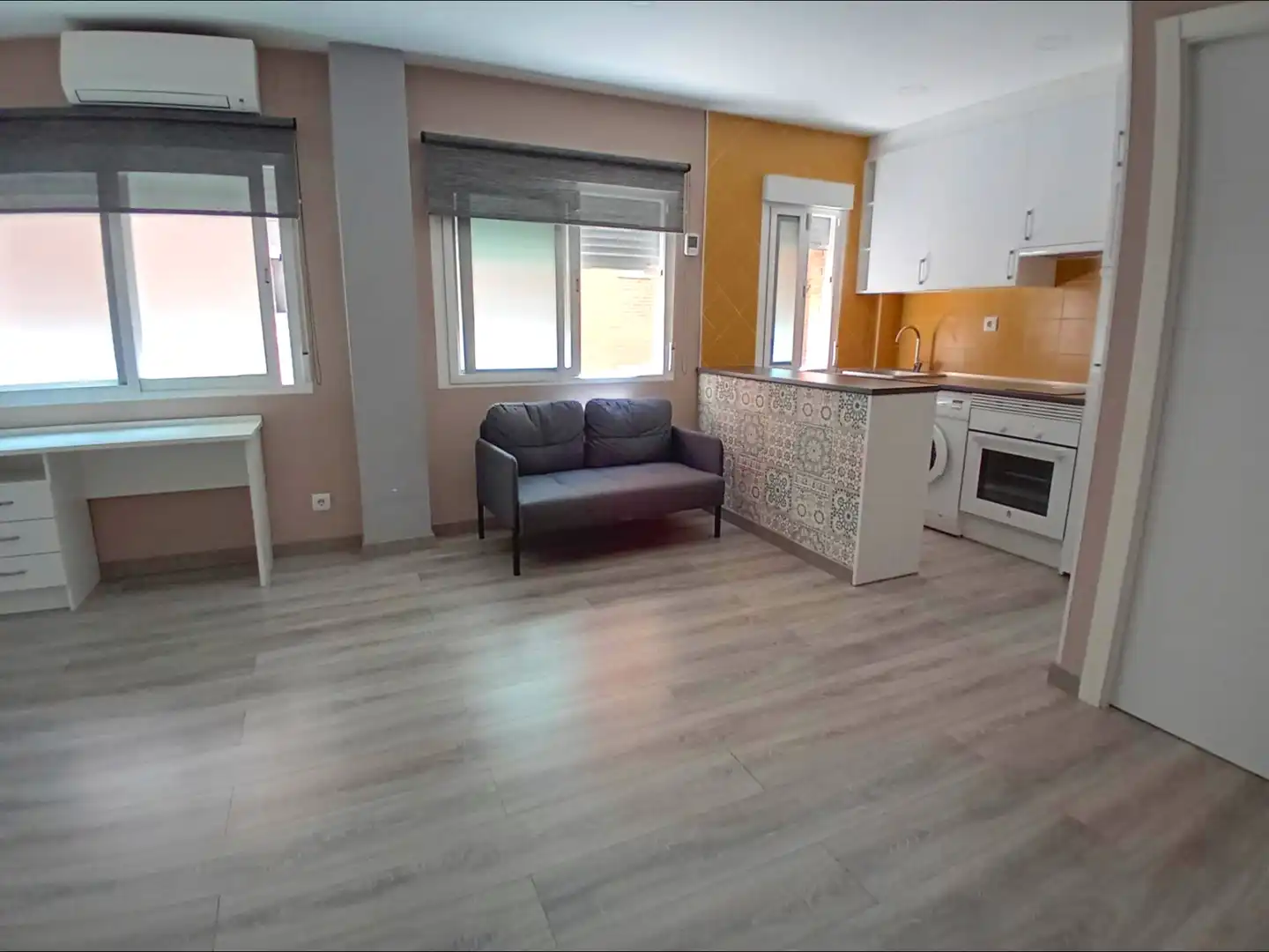 Studio with lift for sale in Centro Urbano, imagen 4