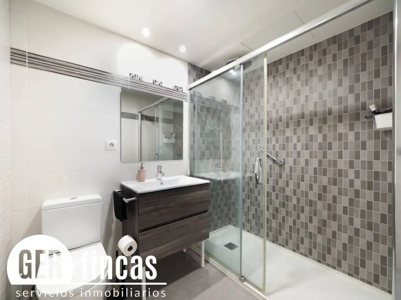 Flat with terrace for sale in Calle Sant Marc, imagen 16