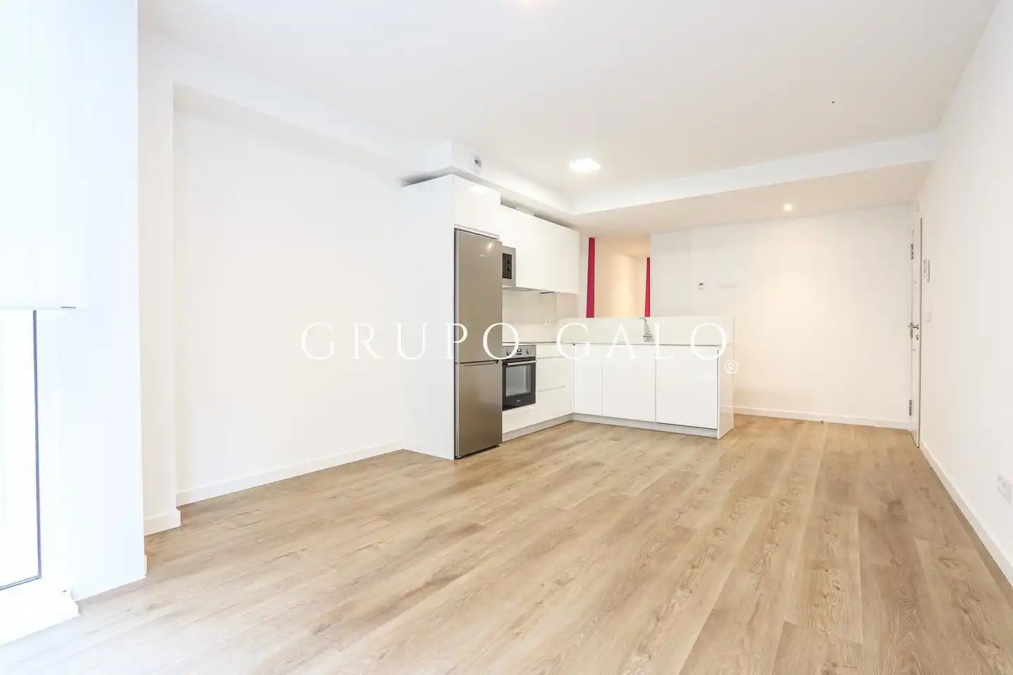 Wohnung zur Miete in Rúa de Bolivia, Plaza España - Corte Inglés