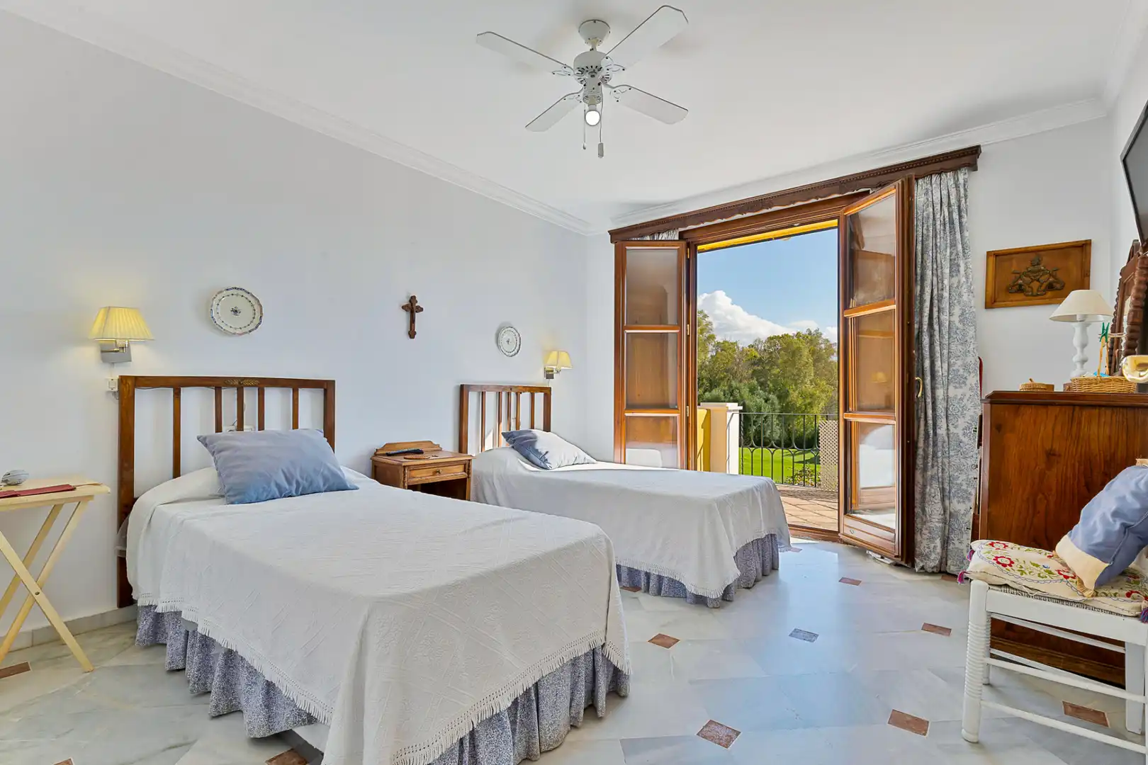 Habitación de Casa o chalet en venta en Marbella con Terraza y Piscina comunitaria