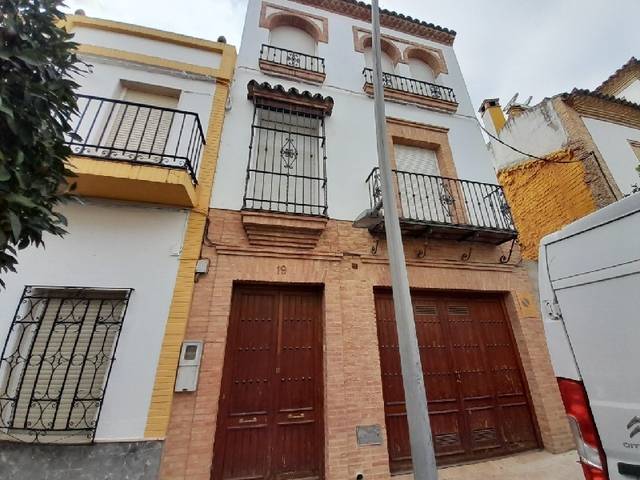 Casa-chalet en Venta en C/ Teniente Rueda en Arjonilla
