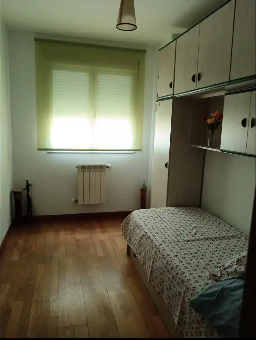 Dormitori de Pis de lloguer en Ponferrada