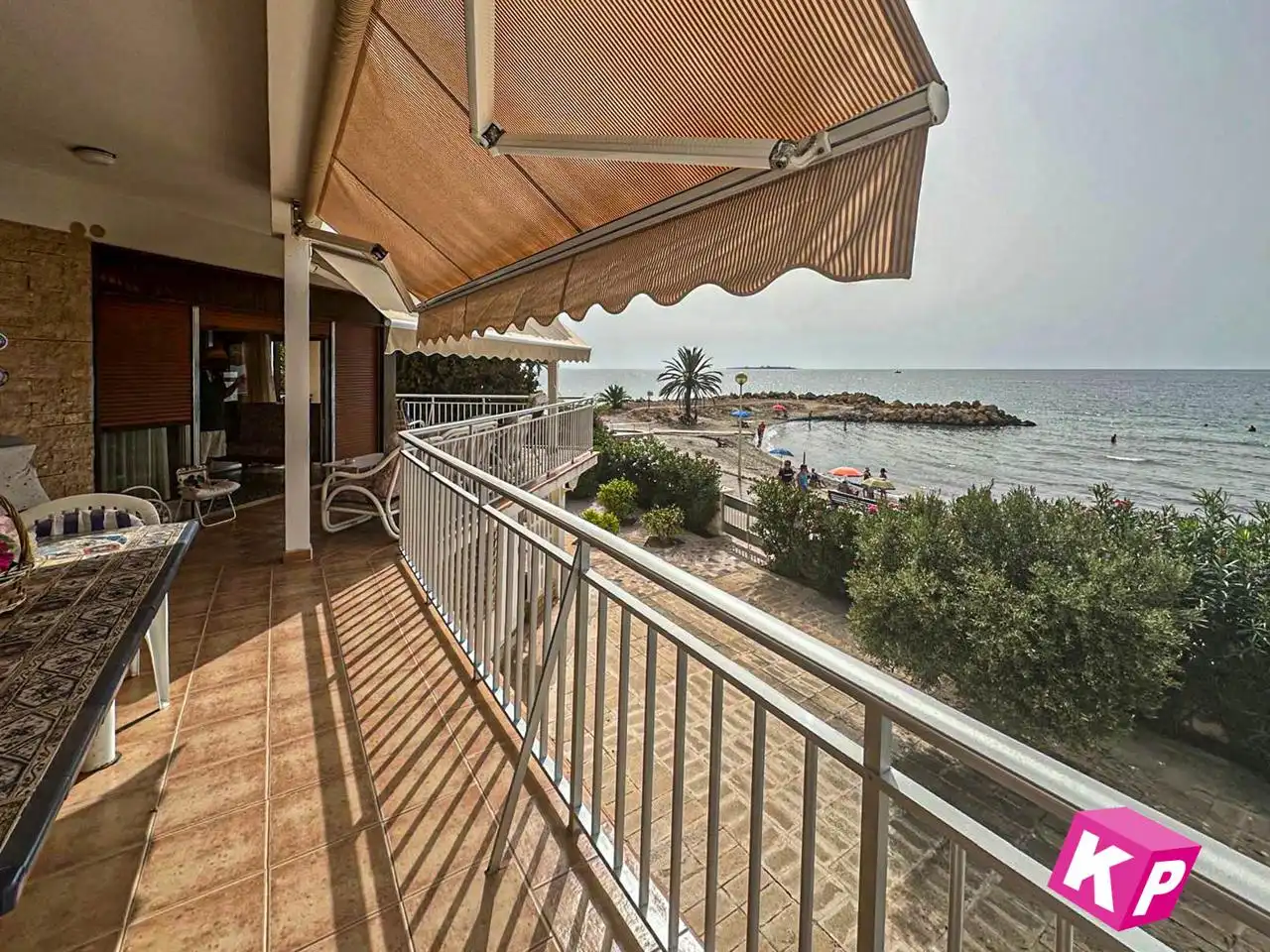 Casa amb jardí en venda a De La Armada Española, imagen 4