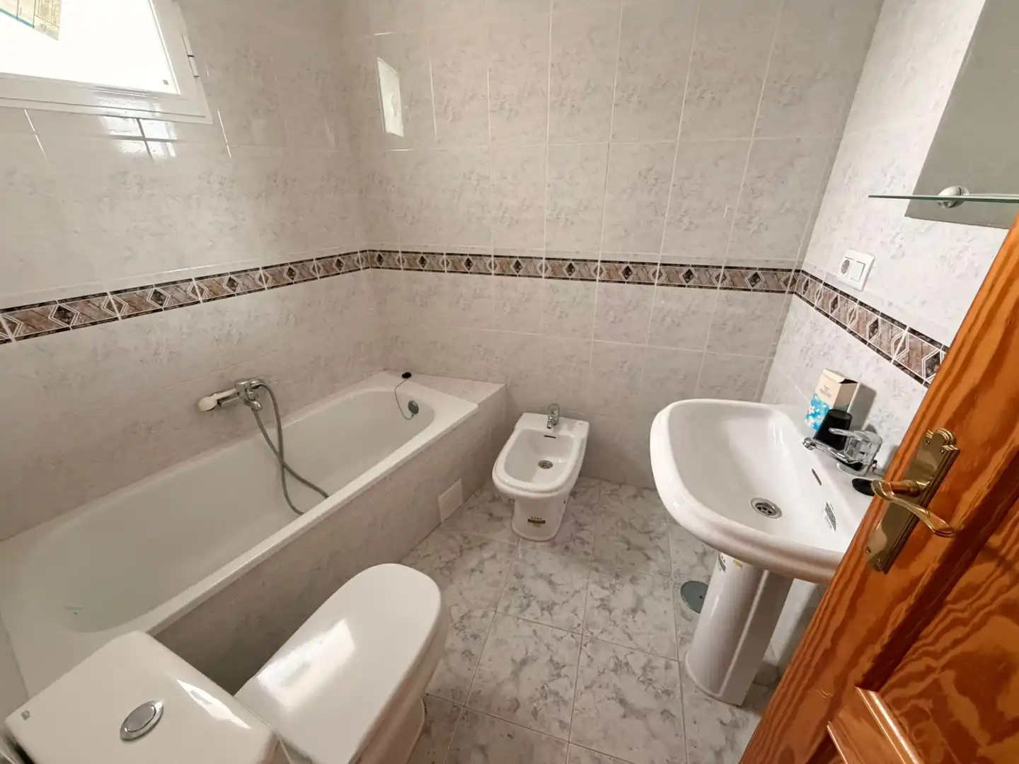 Piso con ascensor en venta en Calle Peñuelas 12, imagen 4