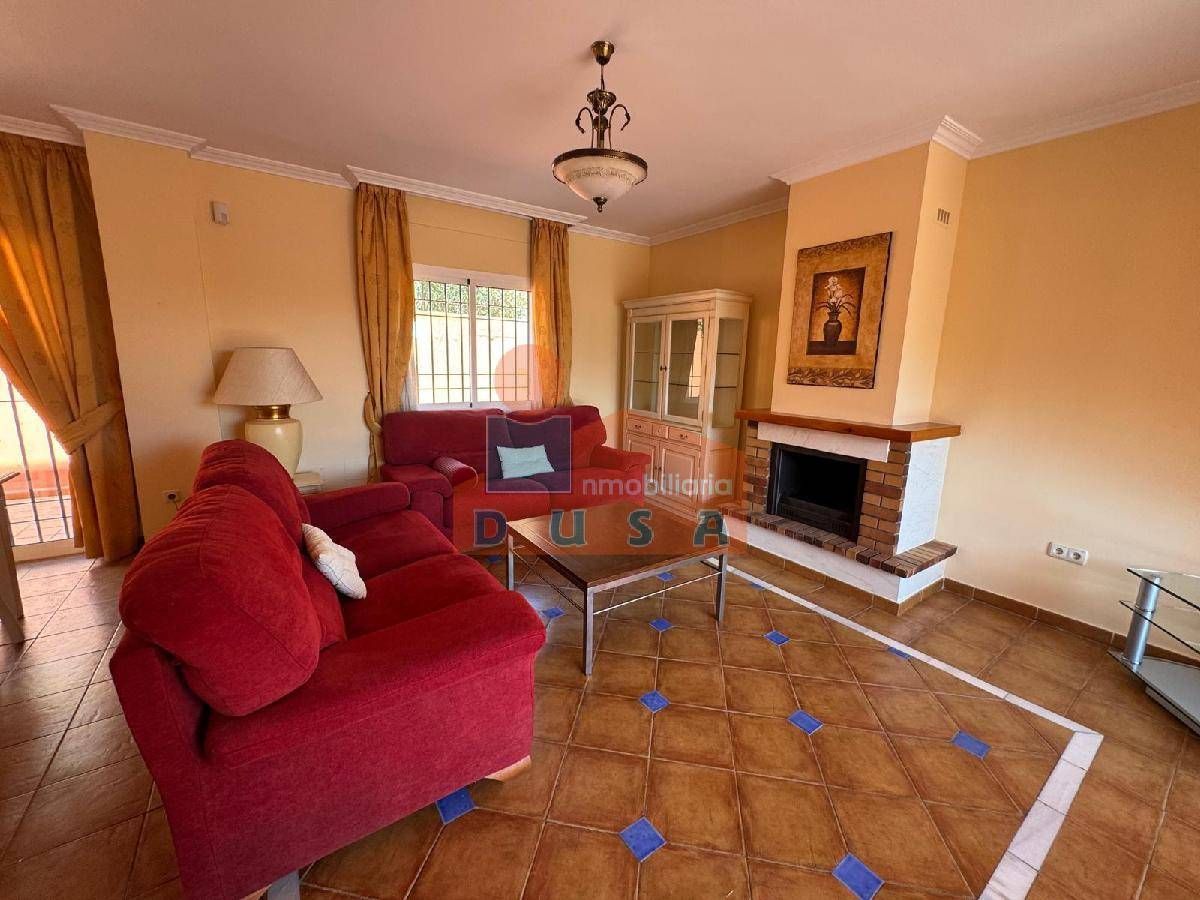 Sala d'estar de Casa o xalet de lloguer en Marbella amb Aire condicionat, Terrassa i Traster