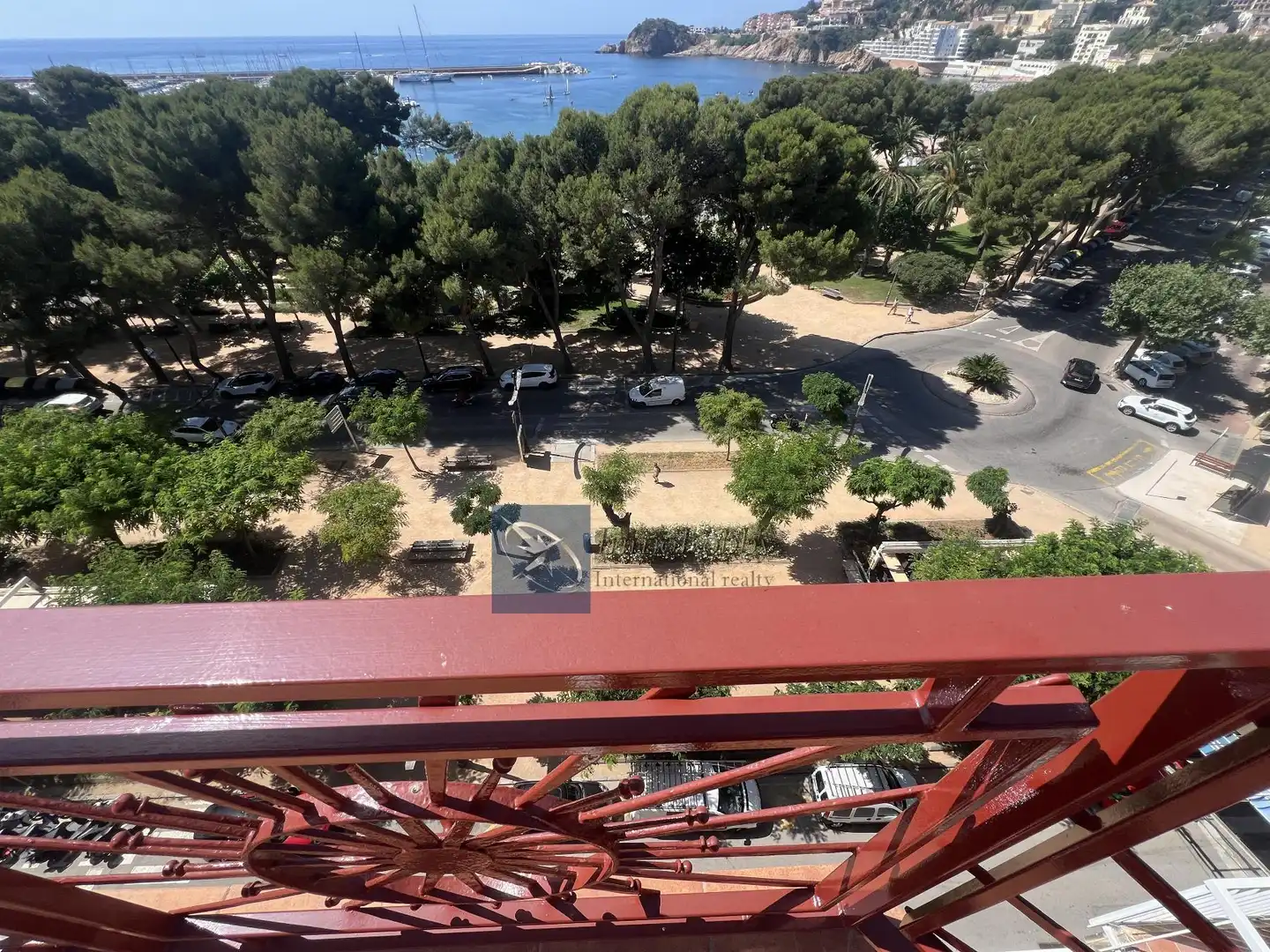 Vista exterior de Apartament en venda en Sant Feliu de Guíxols amb Aire condicionat, Calefacció i Terrassa