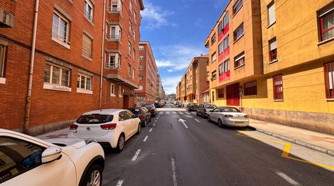 Foto 2 de Piso en venta en La Calzada, Gijón