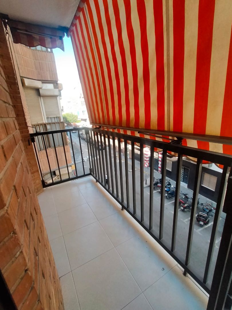 Terraza de Piso de alquiler en  Murcia Capital con Aire acondicionado y Amueblado
