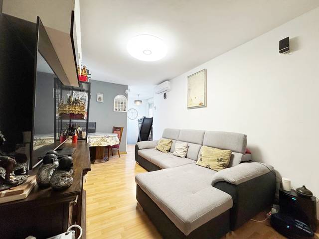 Piso en Venta en Calle San Herculano en Canillejas