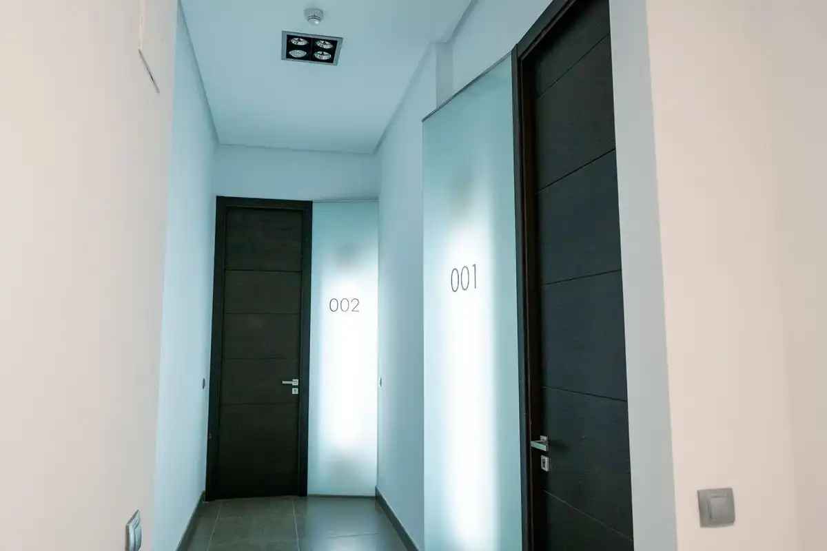 Oficina de alquiler en Estepona con Aire acondicionado