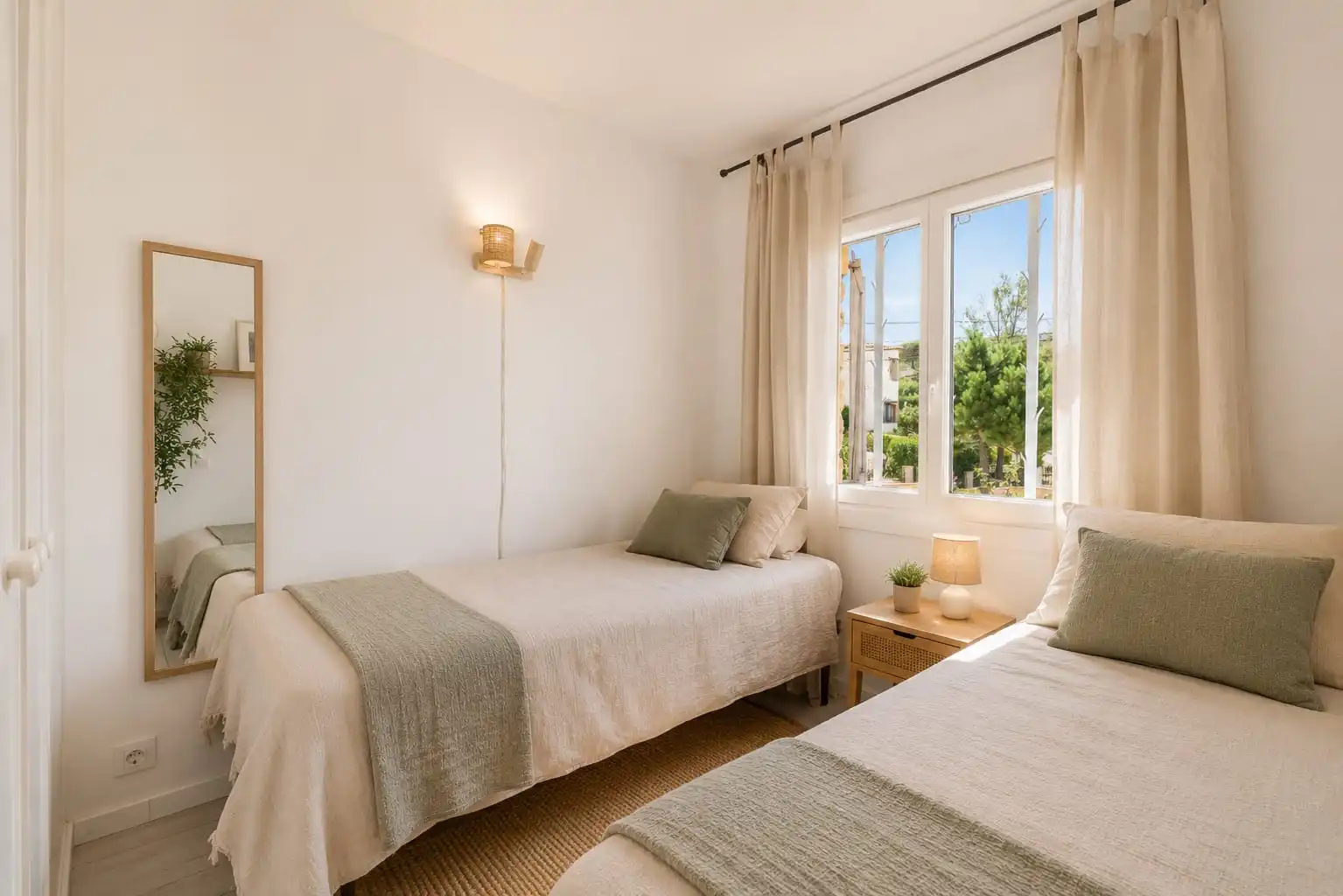 Habitación de Casa o chalet en venta en Calonge i Sant Antoni con Jardín privado, Parquet y Terraza