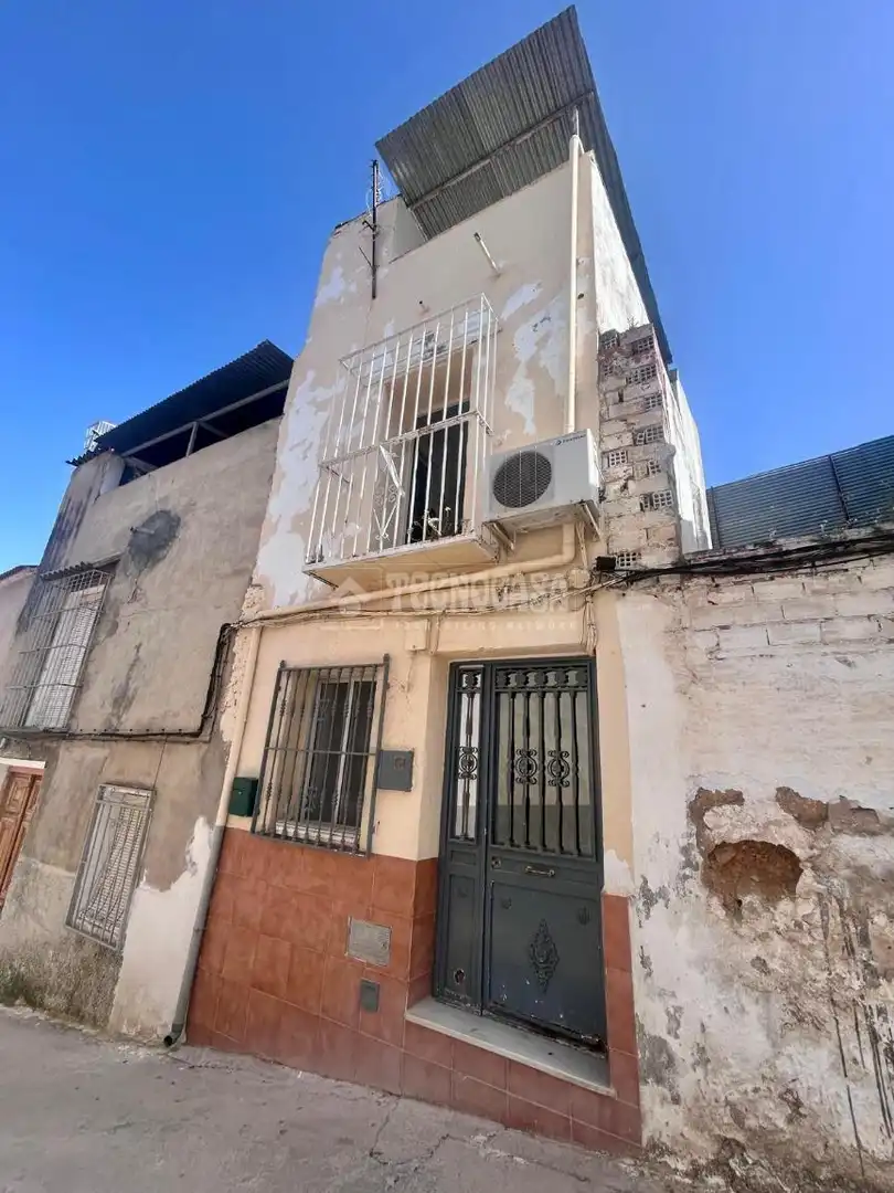 Vista exterior de Casa o chalet en venta en Jódar con Aire acondicionado y Balcón