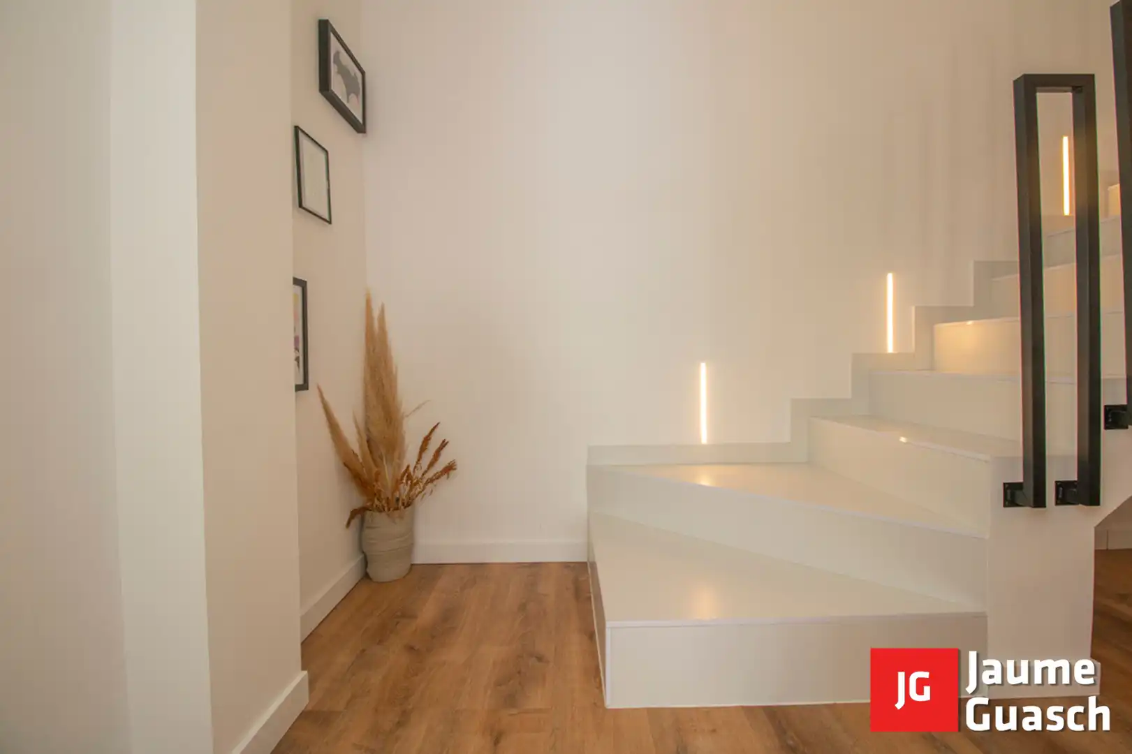 Detached homes for sale in La Pobla de Montornès    with Heating, Private garden and Parquet flooring