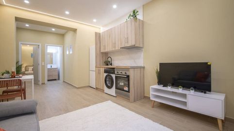 Foto 2 von Wohnung zum Verkauf in Calle Santa Albina, 40, La Teixonera, Barcelona Capital