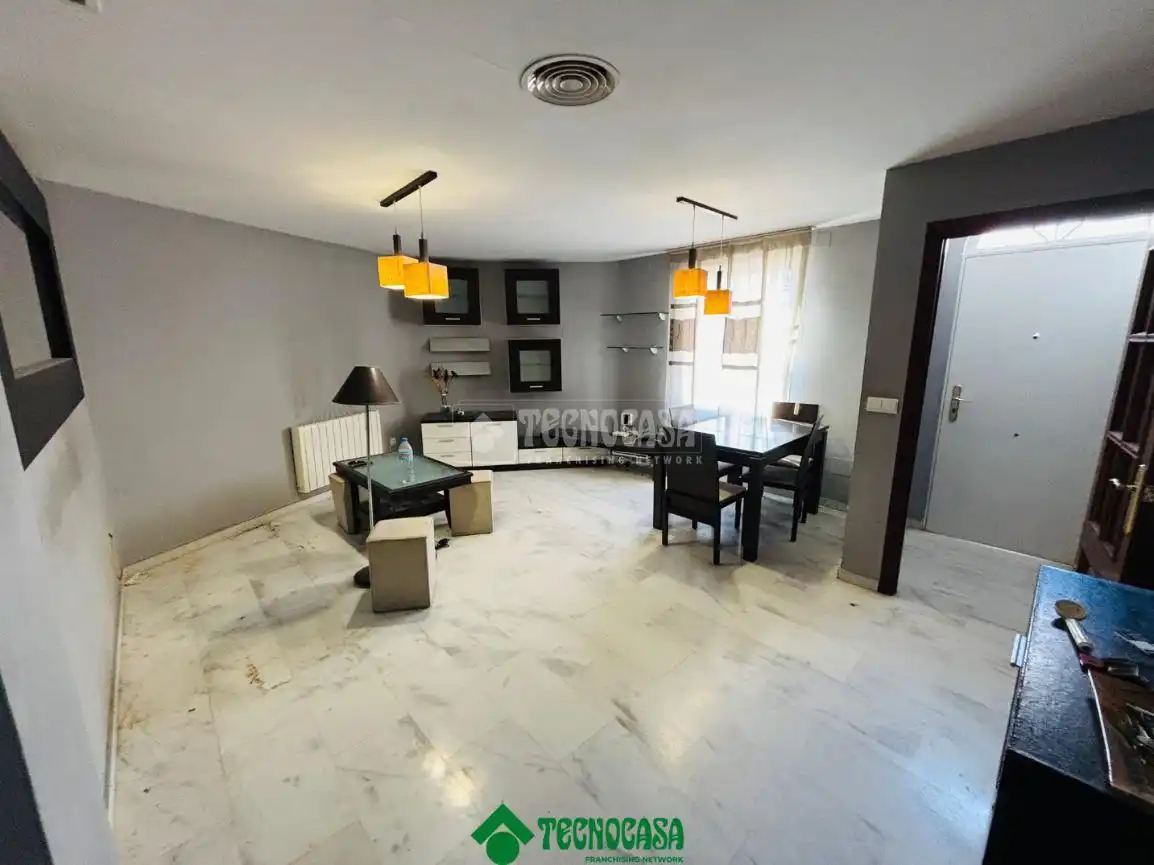 Vista exterior de Casa adosada en venta en Villafranca de Córdoba con Calefacción, Terraza y Balcón