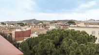 Vista exterior de Àtic en venda en Sant Joan Despí amb Aire condicionat, Calefacció i Parquet