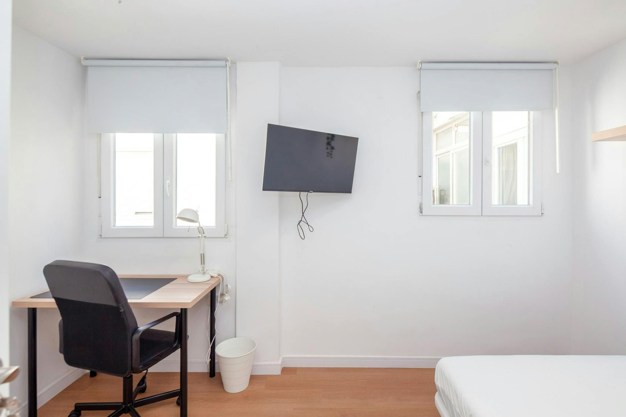 Dormitori de Pis per a compartir en  Valencia Capital amb Moblat, Rentadora i TV