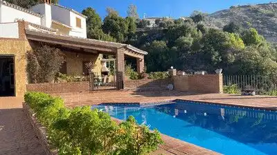 Chalet con jardín en venta en Mijas pueblo, imagen 2