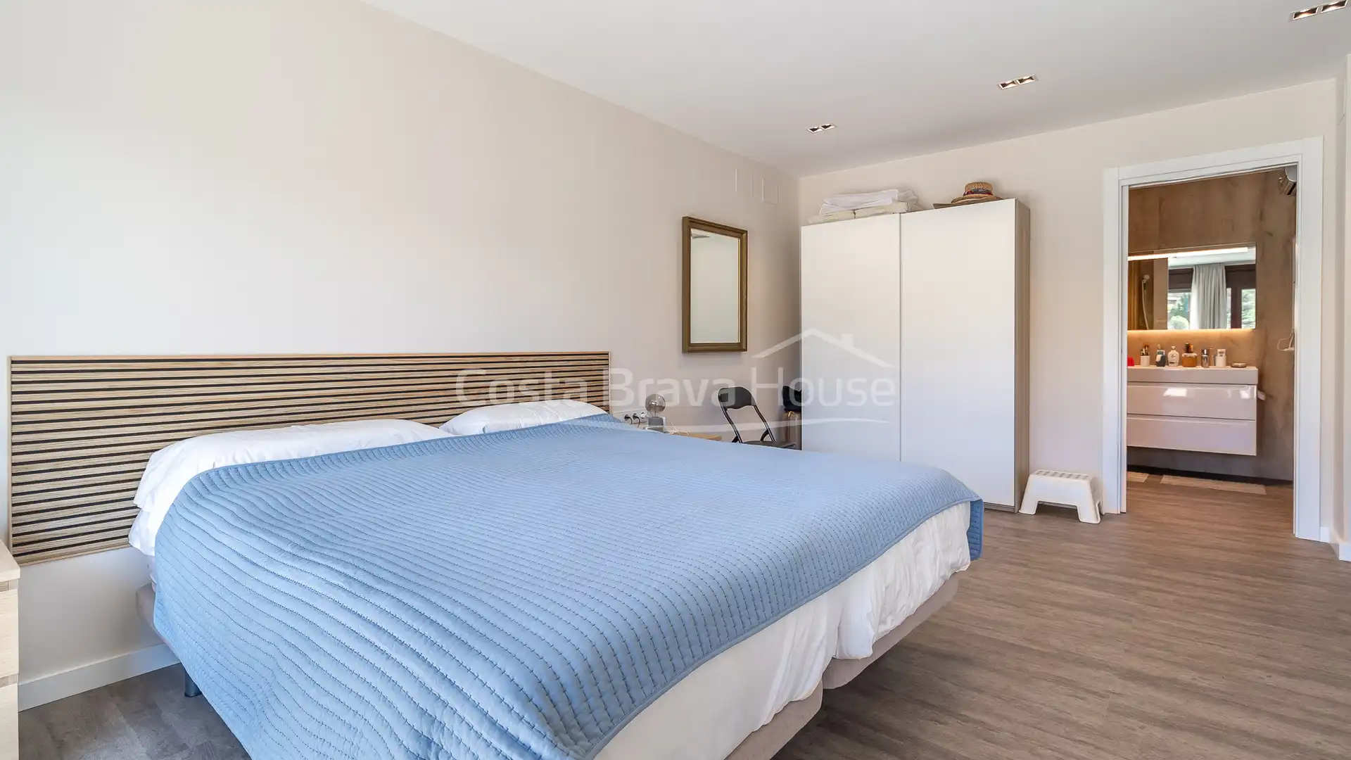 Bedroom of Houses for sale in Begur  with Air Conditioner, Heating and Private garden