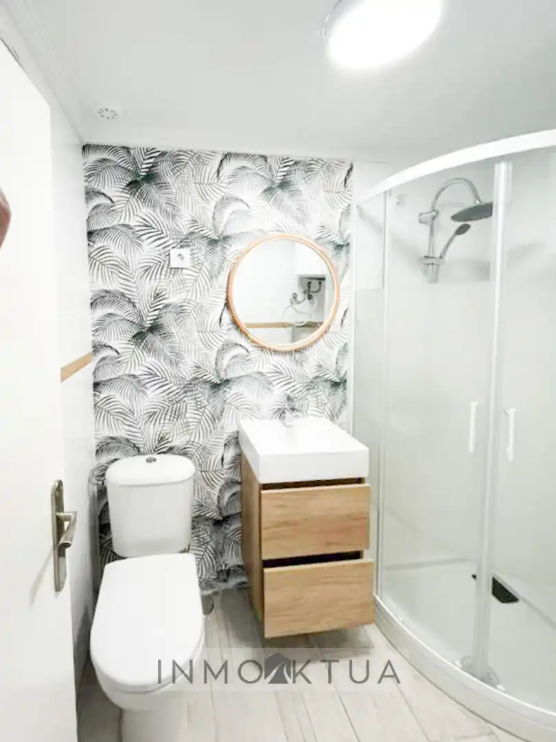 Baño de Estudio en venta en Jerez de la Frontera con Aire acondicionado, Parquet y Amueblado