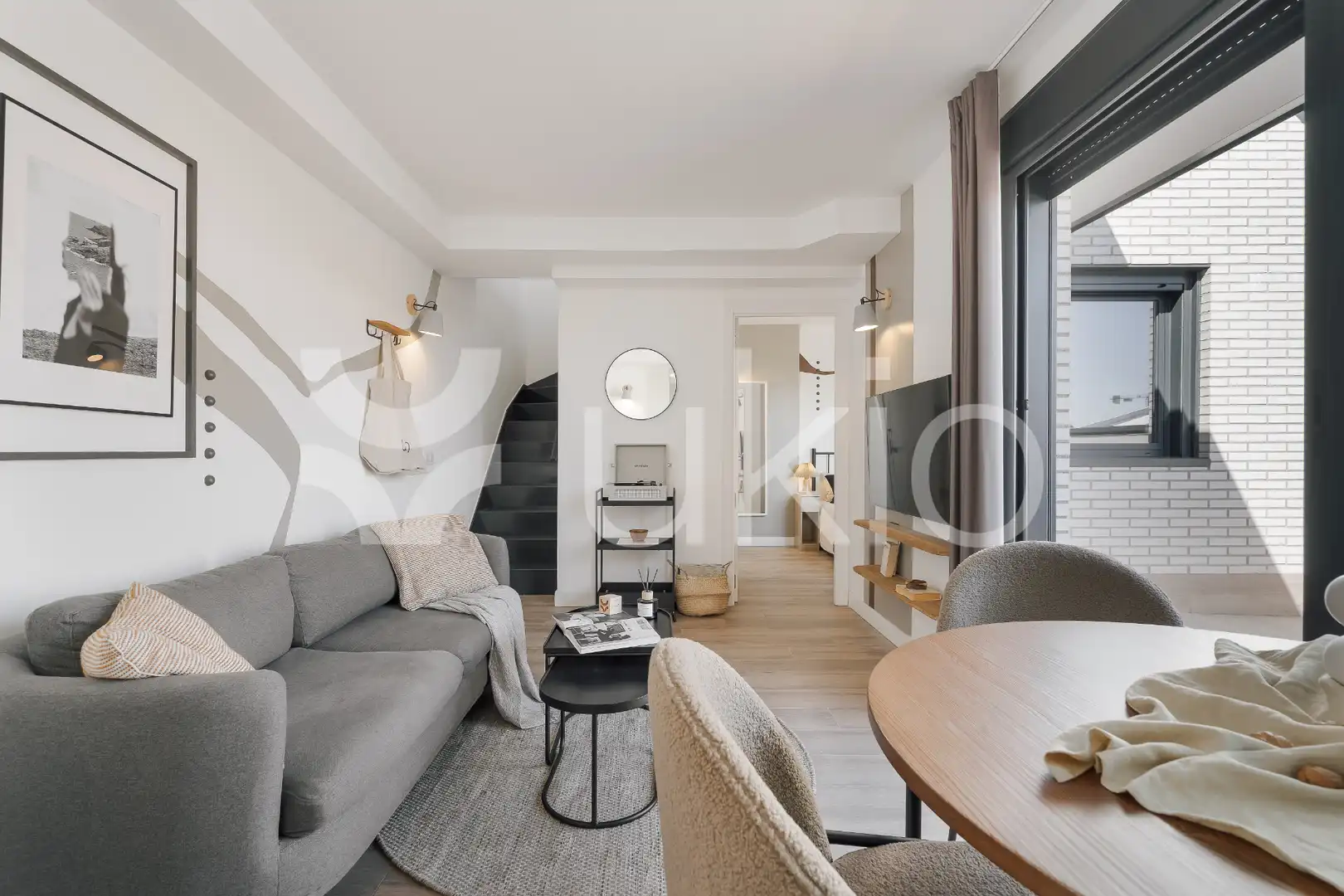 Sala d'estar de Apartament de lloguer en Madrid amb Calefacció, Terrassa i Moblat