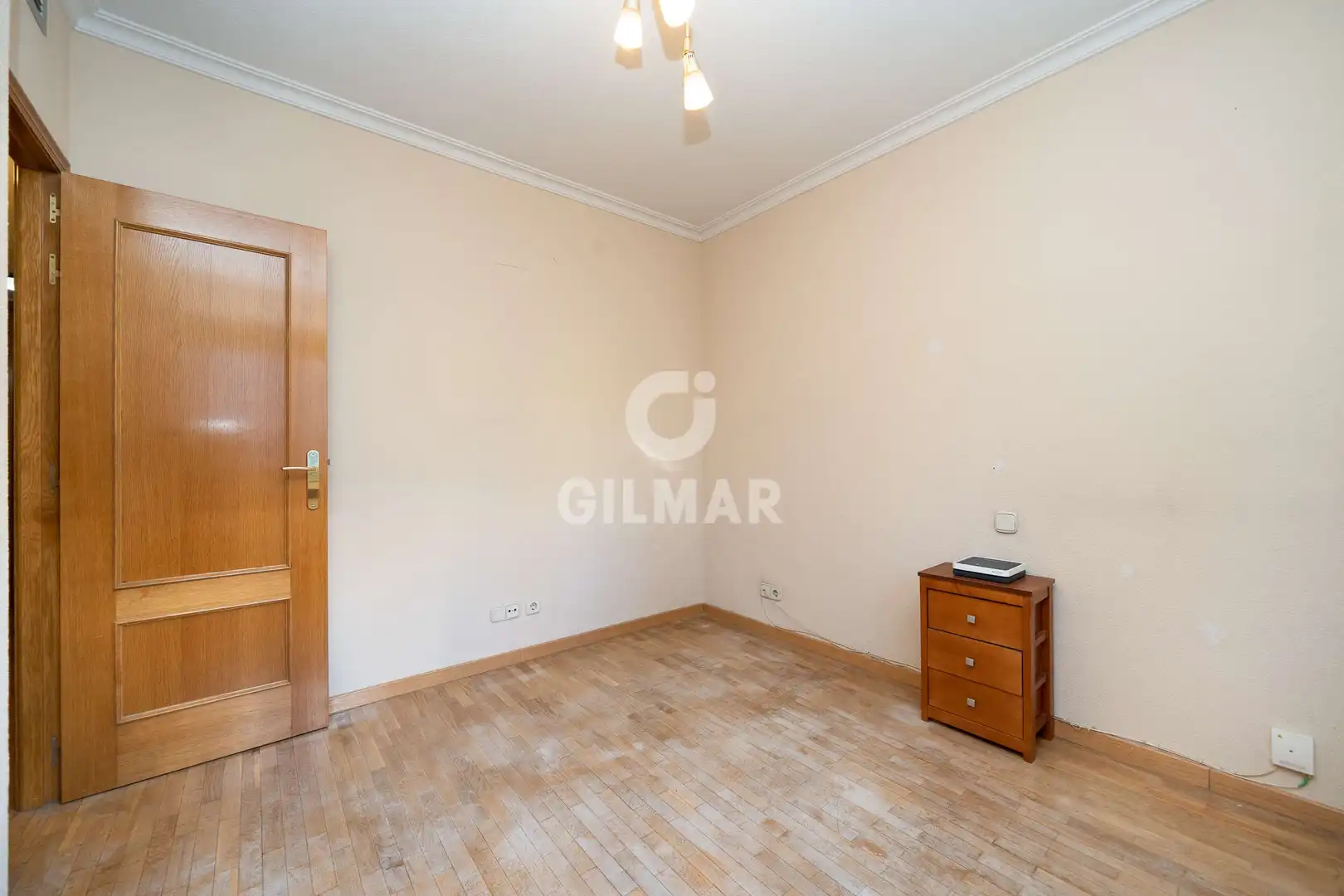 Habitación de Piso en venta en Madrid con Calefacción, Jardín privado y Trastero
