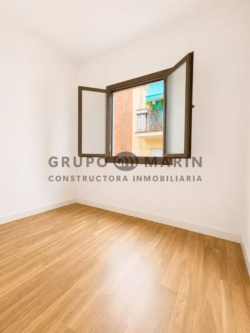 Flat for sale in Calle Santa Engracia, imagen 8