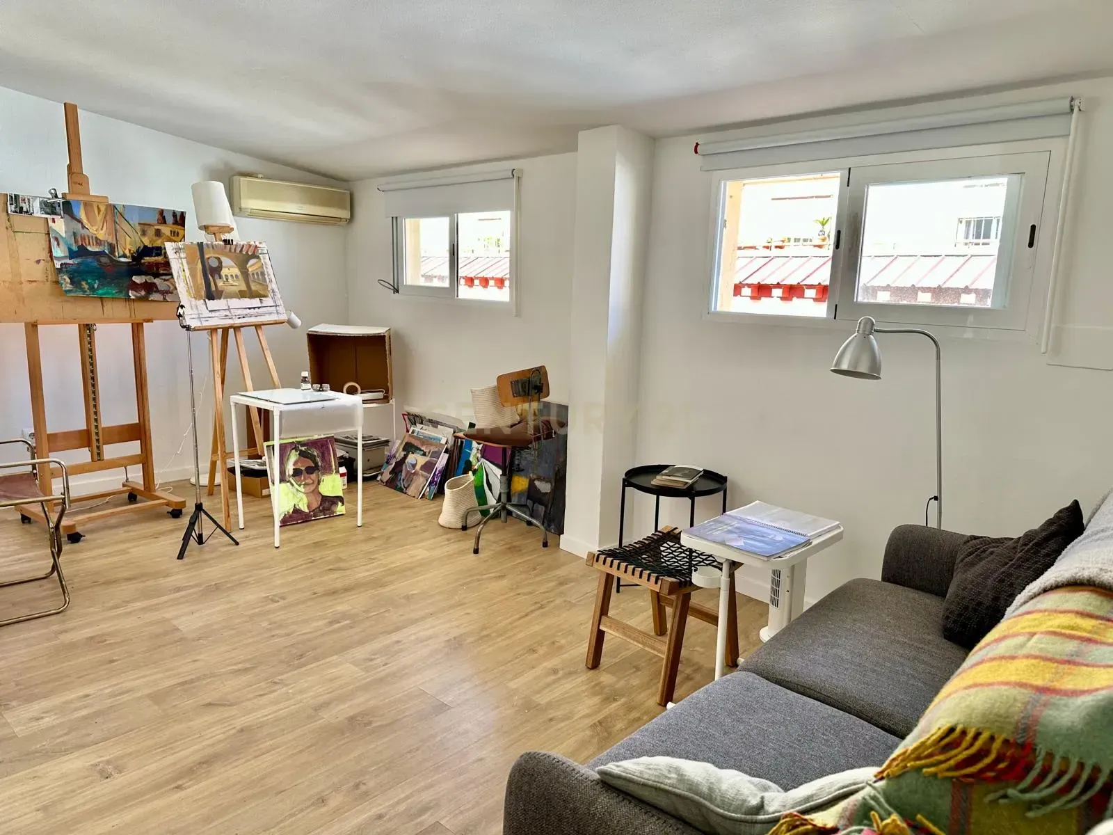 Living room of Study for sale in  Madrid Capital  with Air Conditioner and Storage room