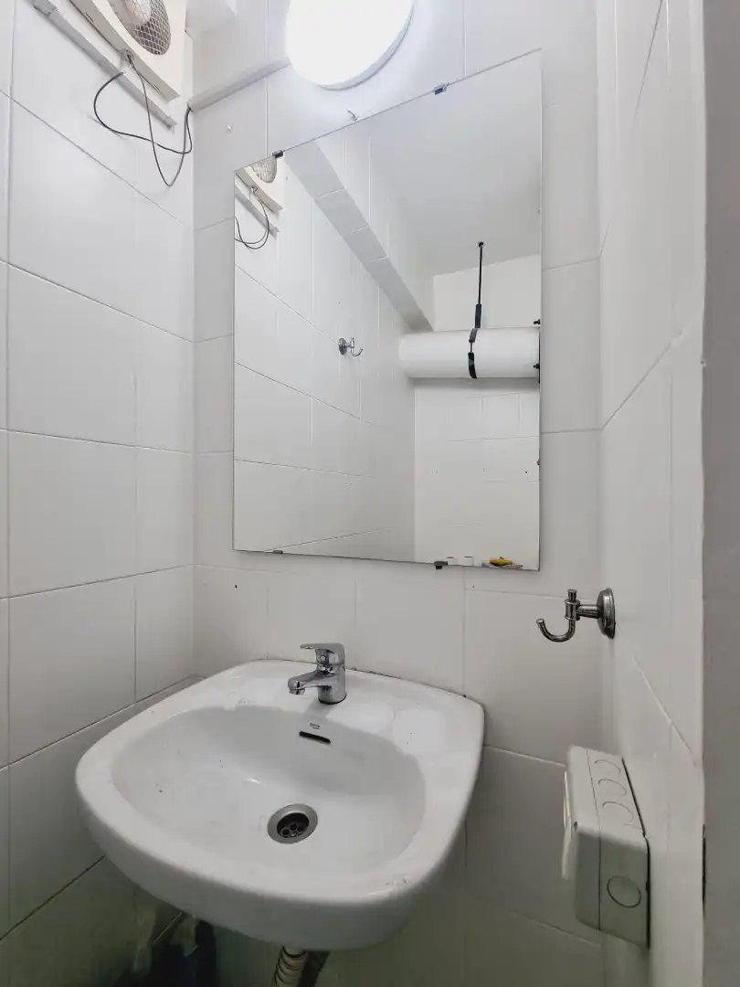 Bathroom of Commercial properties for rent in Las Palmas de Gran Canaria