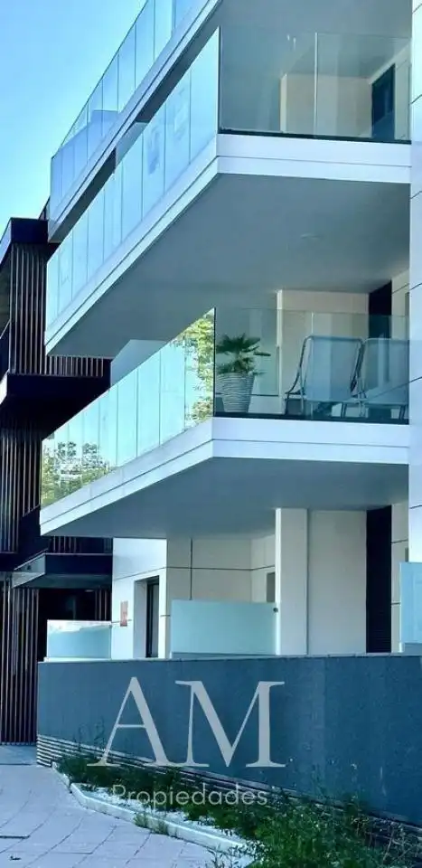 Terraza de Piso de alquiler en Vigo  con Calefacción, Terraza y Trastero
