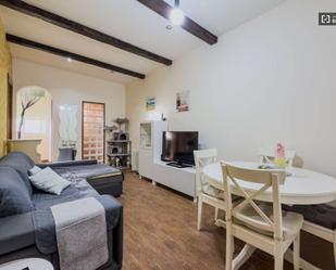 Flat to share in Llefià