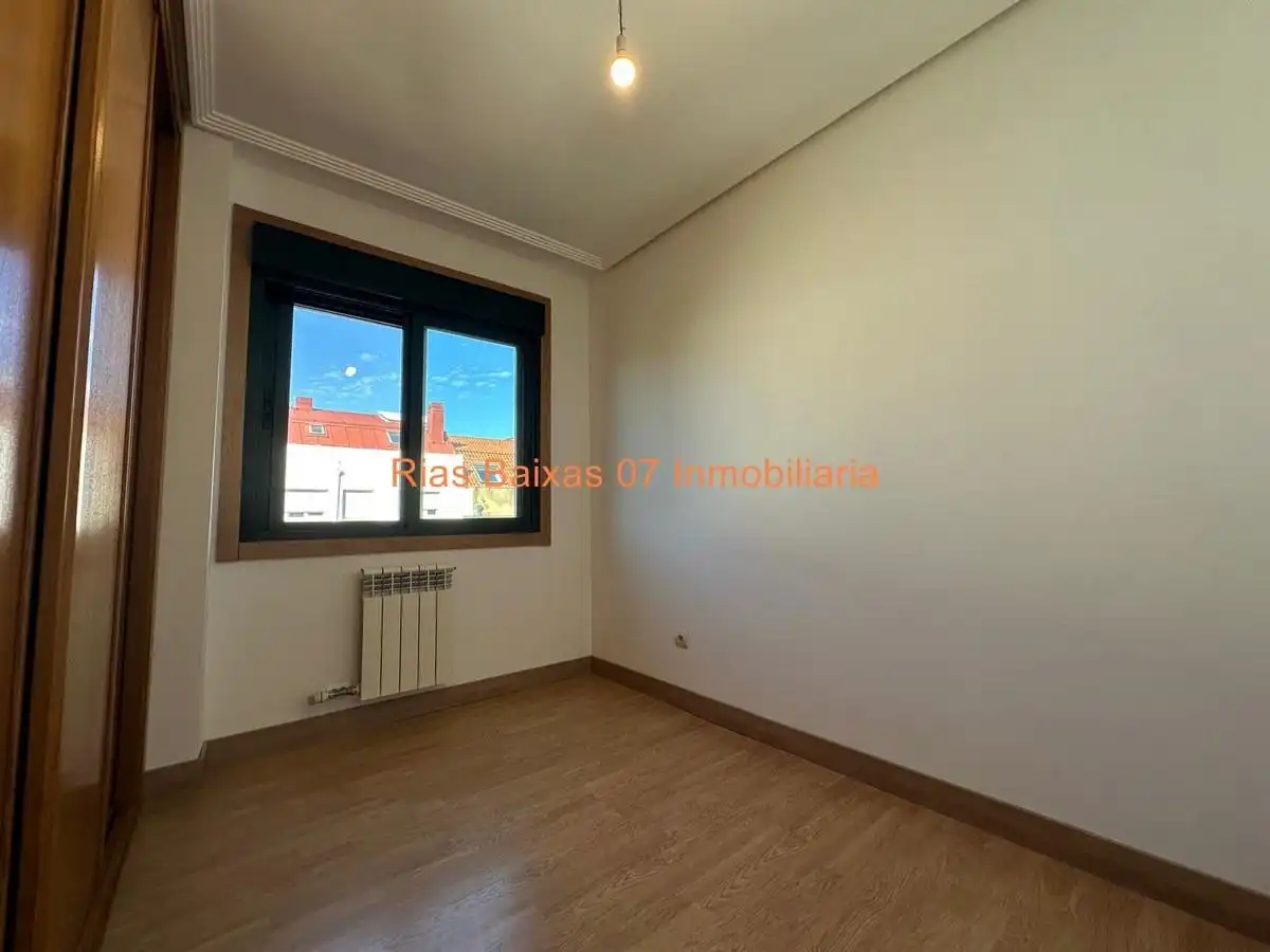 Piso en venta en Vigo  con Calefacción y Balcón