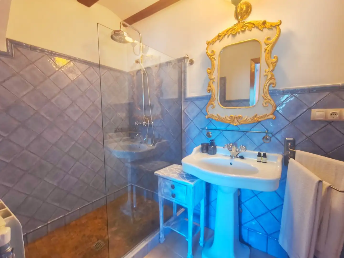 Baño de Edificio en venta en La Vall de Gallinera