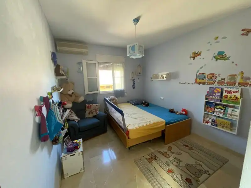 Dormitori de Casa o xalet en venda en Alhaurín de la Torre amb Terrassa i Piscina