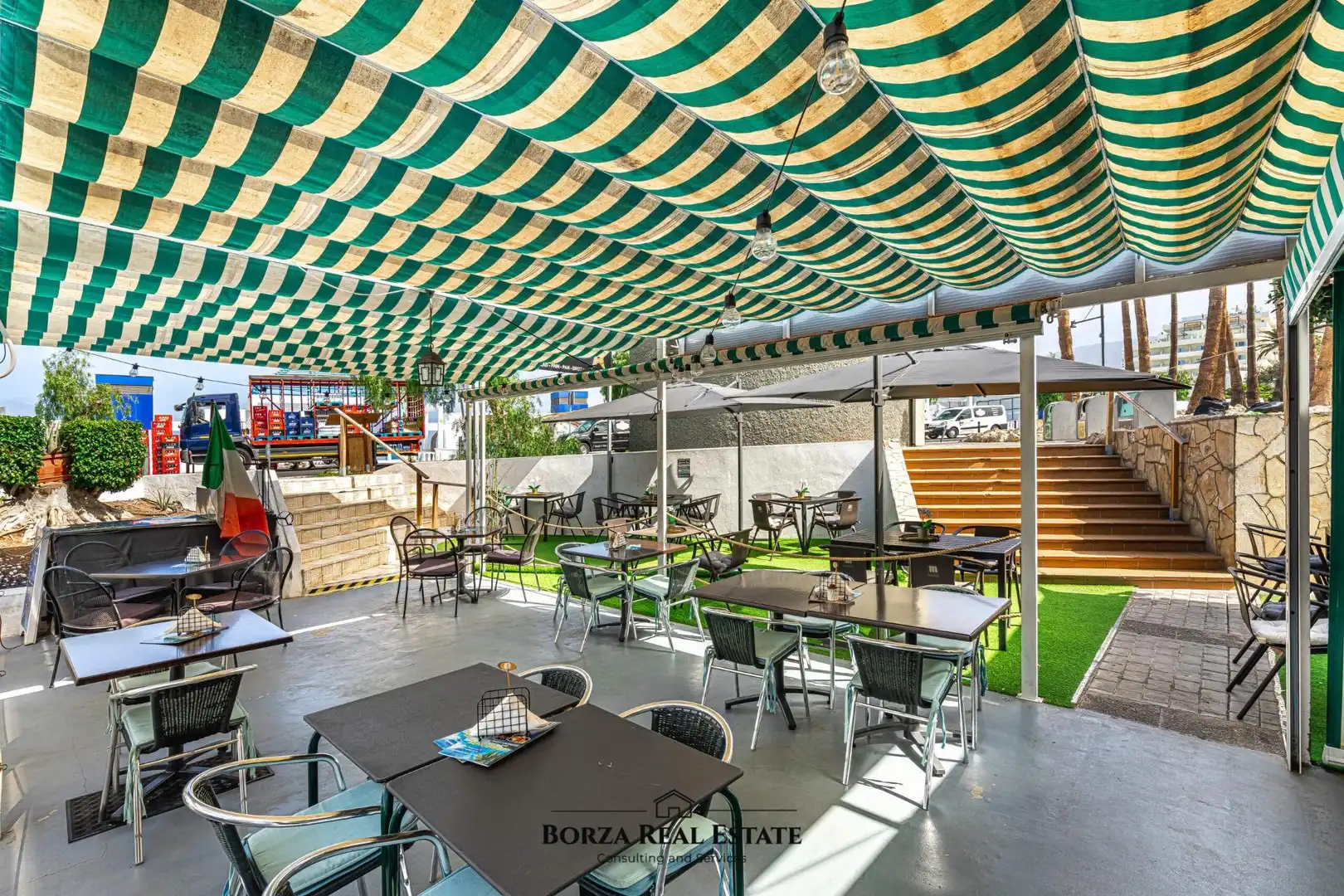 Terraza de Local de alquiler en Adeje con Amueblado
