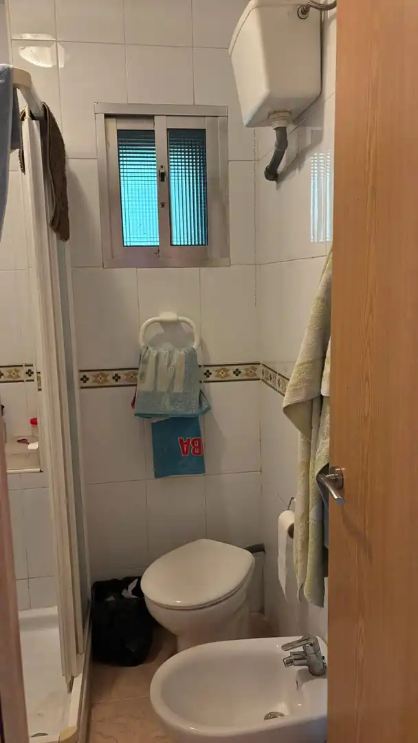 Bathroom of Flat for sale in Sevilla