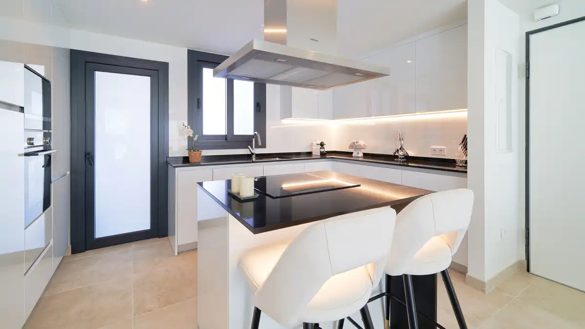 Flat with pool for sale in Estepona - Estepona,Centro,Carretera BenahavÃÂ­s, imagen 16