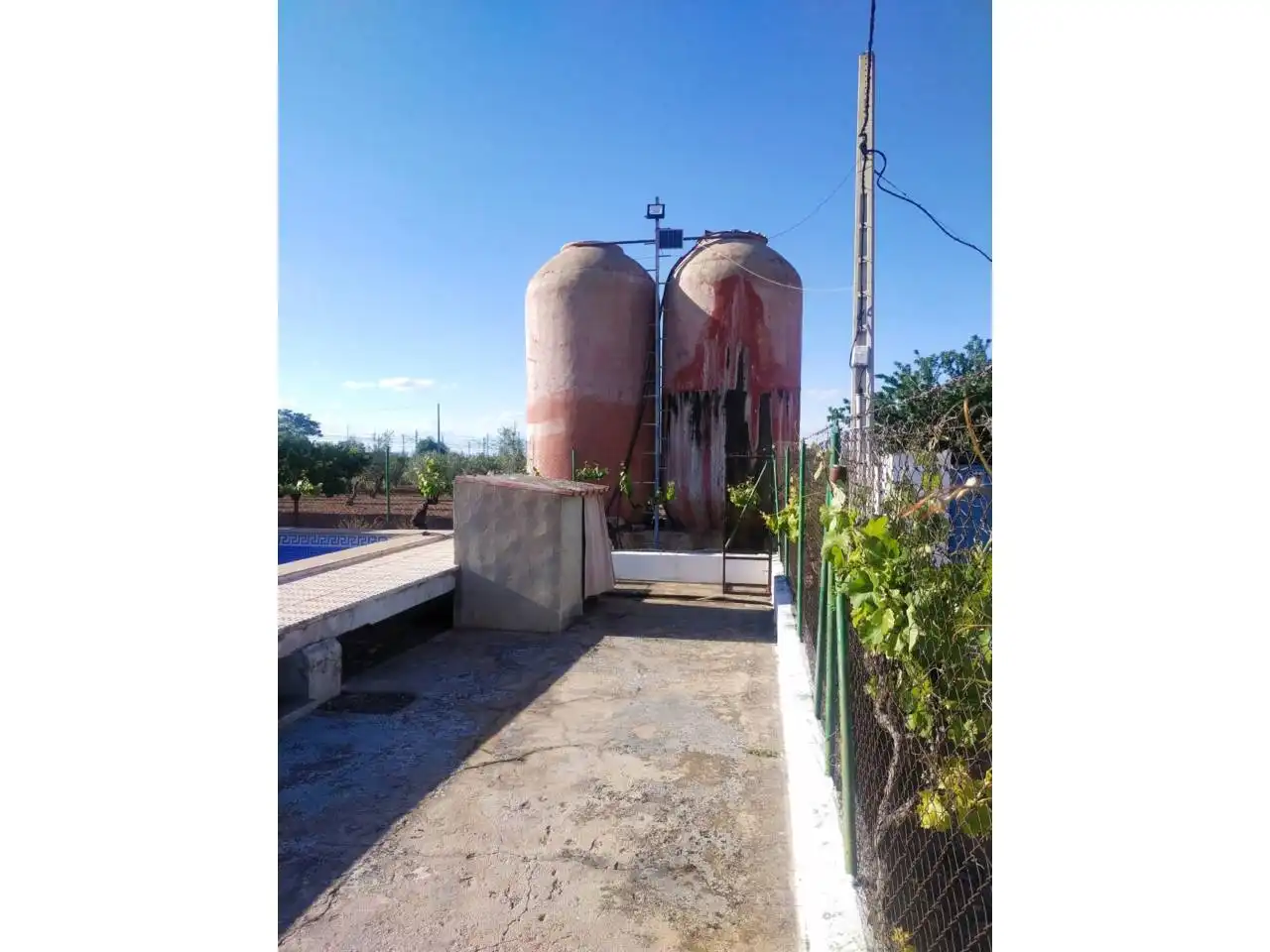 Vista exterior de Finca rústica en venda en Manzanares amb Jardí privat, Terrassa i Piscina