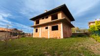 Vista exterior de Casa o xalet en venda en Valle de Mena amb Jardí privat