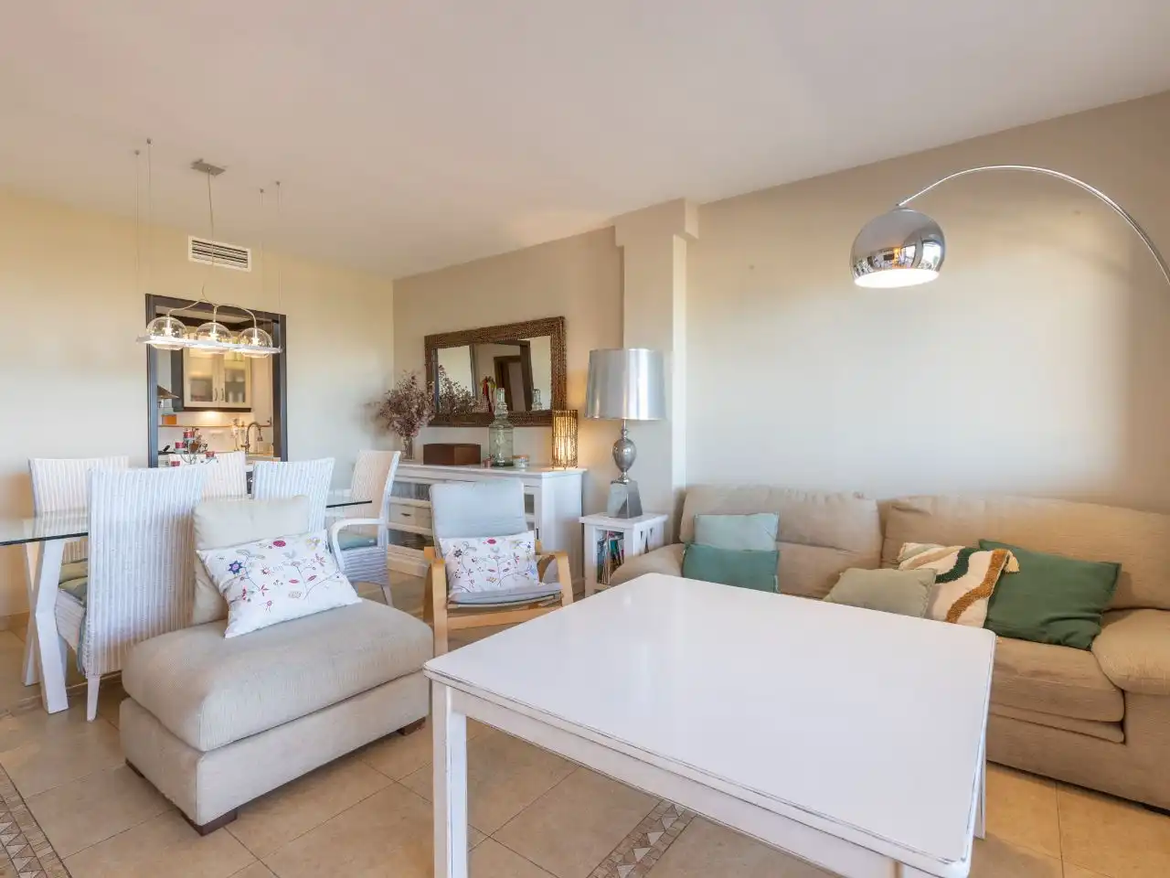 Living room of Flat for sale in Barrio de la Vega