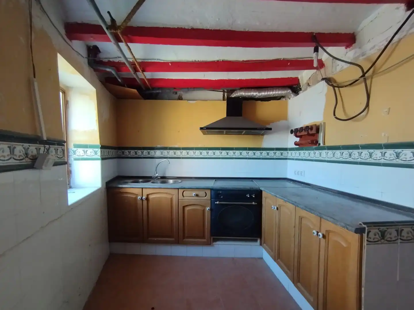 Kitchen of Houses for sale in Villafranca del Cid / Vilafranca  with Terrace and Balcony