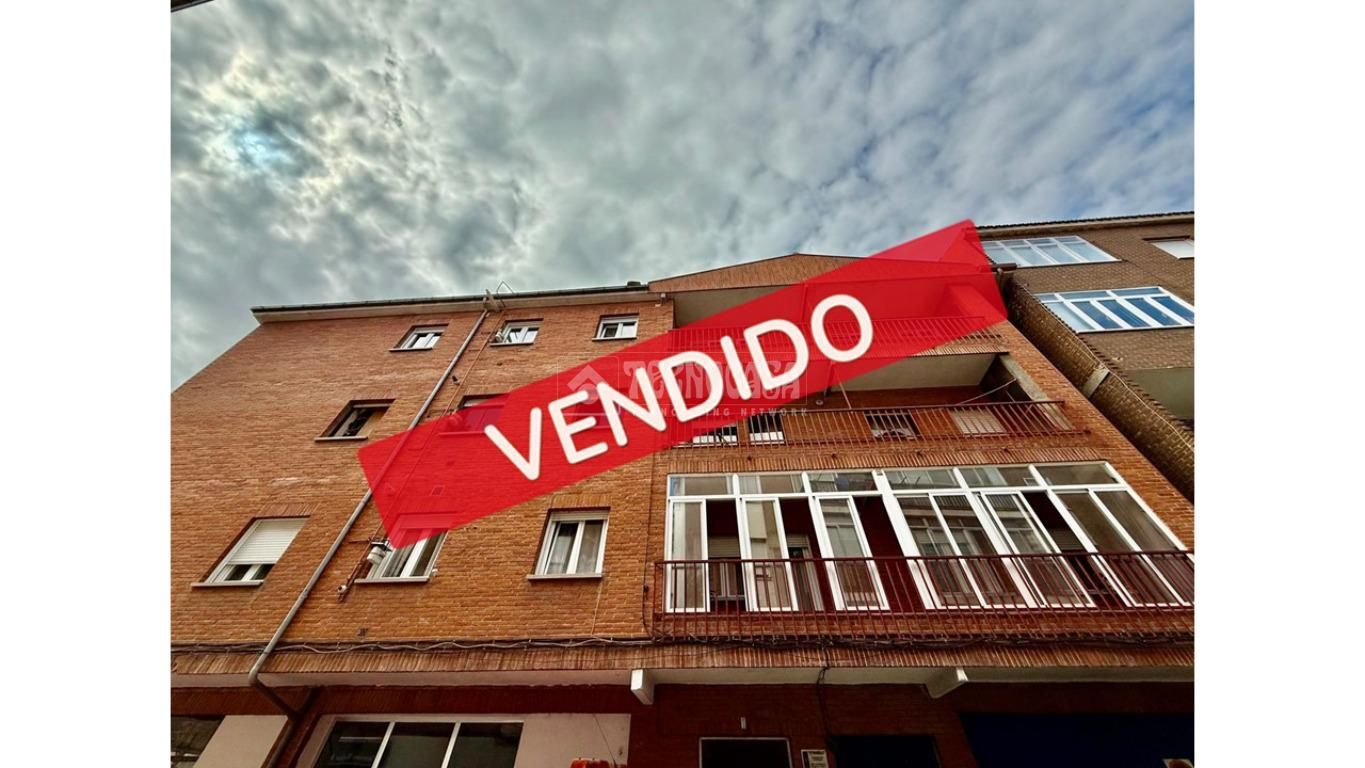 Vista exterior de Pis en venda en Ávila Capital amb Calefacció i Terrassa