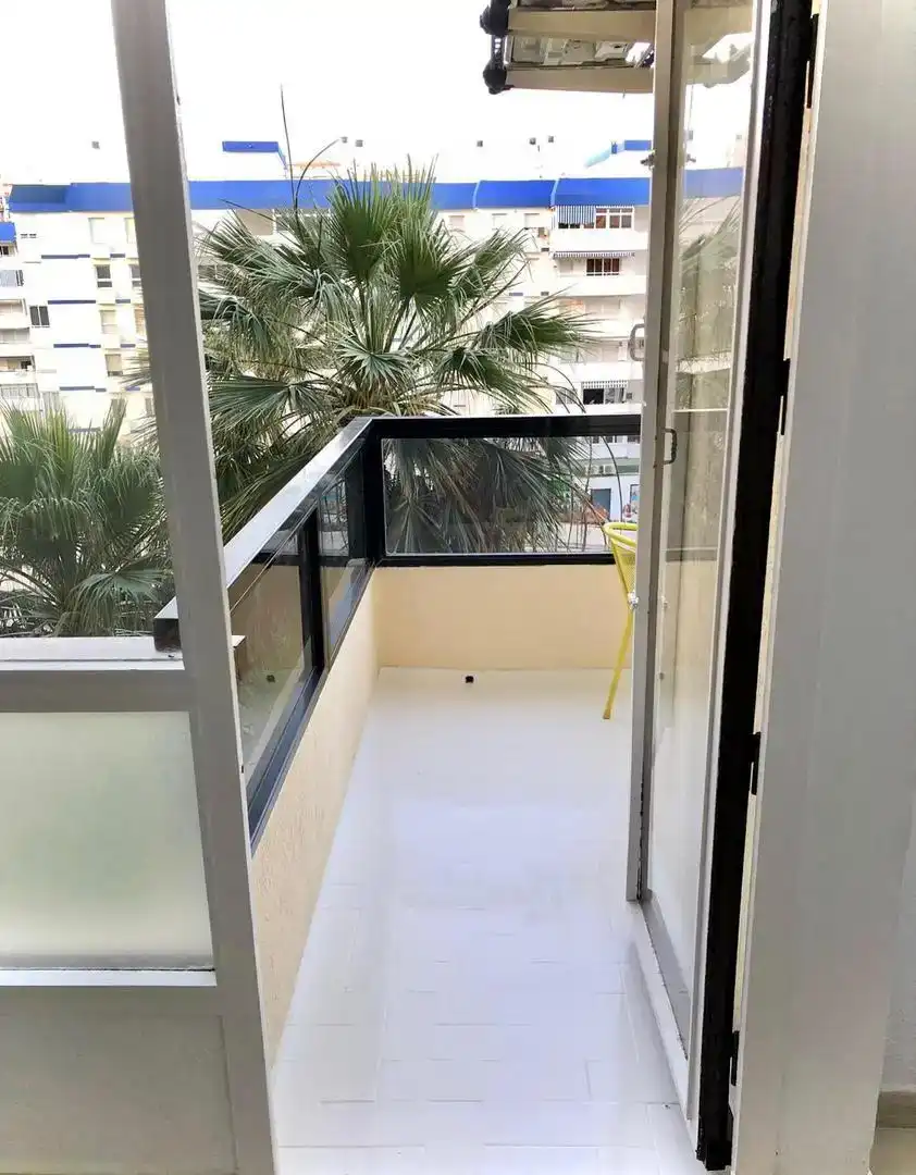 Terrasse von Wohnungen zum Verkauf in Benalmádena mit Schwimmbad und Balkon