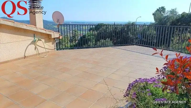 Terrassa de Casa o xalet en venda en Tordera amb Calefacció, Jardí privat i Terrassa